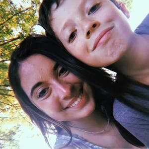 Meet your Posher, Caitlyn